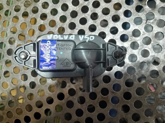 bontott VOLVO V50 Kipufogó Nyomásérzékelő