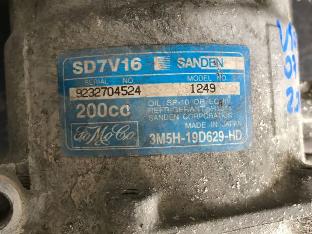 bontott VOLVO V50 Klímakompresszor