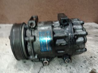 bontott VOLVO V50 Klímakompresszor