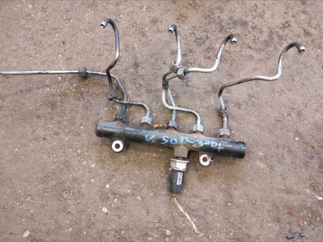 bontott VOLVO V50 Közösnyomócső