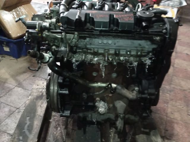 bontott VOLVO V50 Motor (Fűzött blokk hengerfejjel)