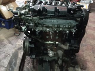 bontott VOLVO V50 Motor (Fűzött blokk hengerfejjel)