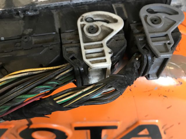 bontott VOLVO V50 Motorvezérlő