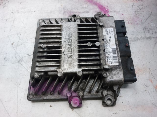 bontott VOLVO V50 Motorvezérlő