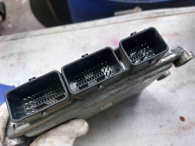 bontott VOLVO V50 Motorvezérlő