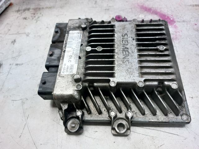 bontott VOLVO V50 Motorvezérlő