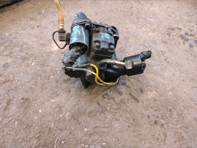 bontott VOLVO V50 Nagynyomású Szivattyú