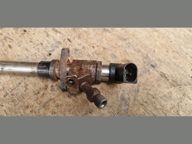 bontott VOLVO V50 Porlasztó (1 db)