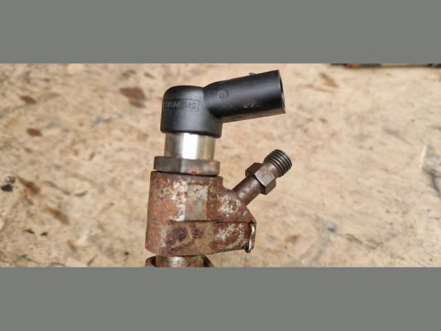 bontott VOLVO V50 Porlasztó (1 db)