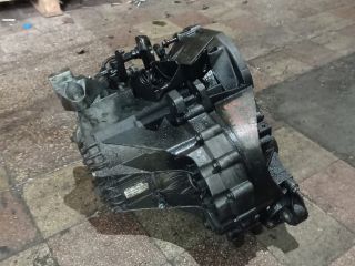 bontott VOLVO V50 Váltó (Mechanikus)