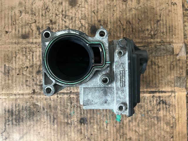 bontott VOLVO V50 Fojtószelep (Elektromos)