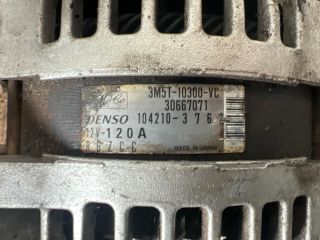 bontott VOLVO V50 Generátor