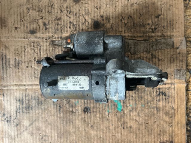 bontott VOLVO V50 Önindító