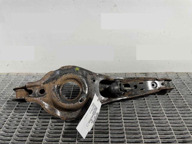 bontott VOLVO V50 Bal első Lengőkar