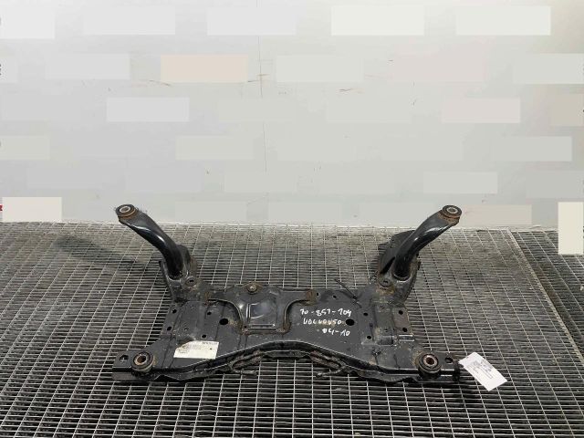 bontott VOLVO V50 Első Bölcső