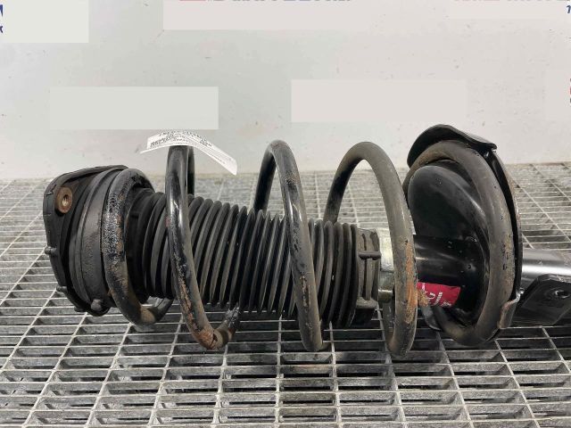 bontott VOLVO V50 Első Rugó