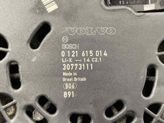 bontott VOLVO V50 Generátor