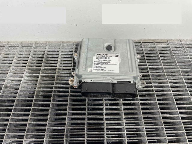 bontott VOLVO V50 Motorvezérlő