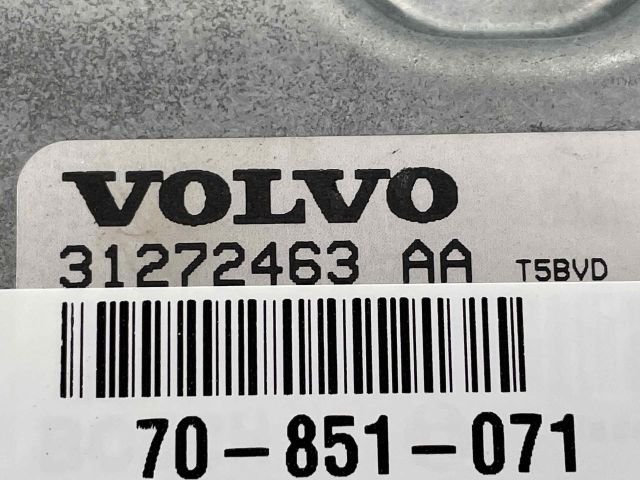 bontott VOLVO V50 Motorvezérlő