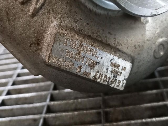 bontott VOLVO V50 Turbó