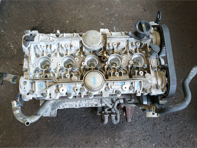 bontott VOLVO V50 Motor (Fűzött blokk hengerfejjel)