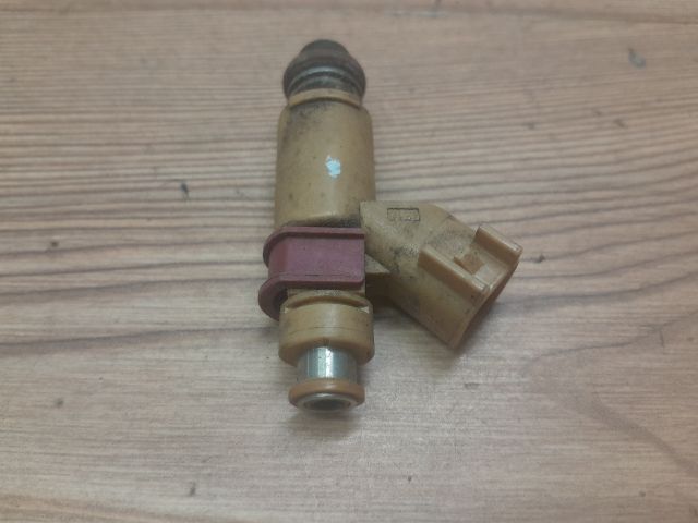 bontott VOLVO V50 Porlasztó (1 db)