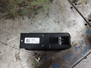 bontott VOLVO V50 Ablakemelő és Tükör Kapcsoló