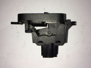 bontott VOLVO V50 Ablakemelő Kapcsoló (Pozíciófüggetlen)