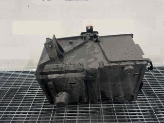 bontott VOLVO V50 Akkumulátor Tartó