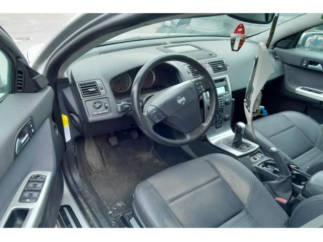 bontott VOLVO V50 Alufelni Szett Gumival