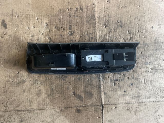 bontott VOLVO V50 Bal első Ablakemelő Kapcsoló