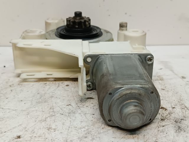 bontott VOLVO V50 Bal első Ablakemelő Motor