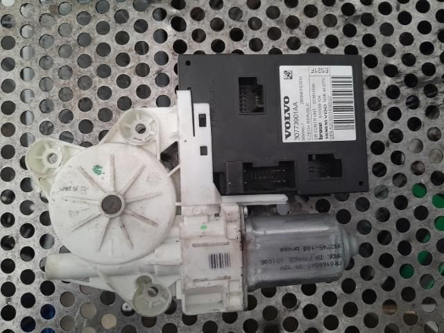 bontott VOLVO V50 Bal első Ablakemelő Motor