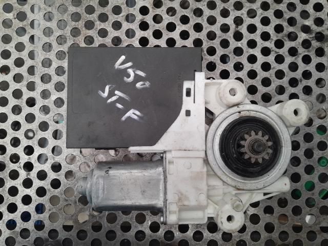 bontott VOLVO V50 Bal első Ablakemelő Motor
