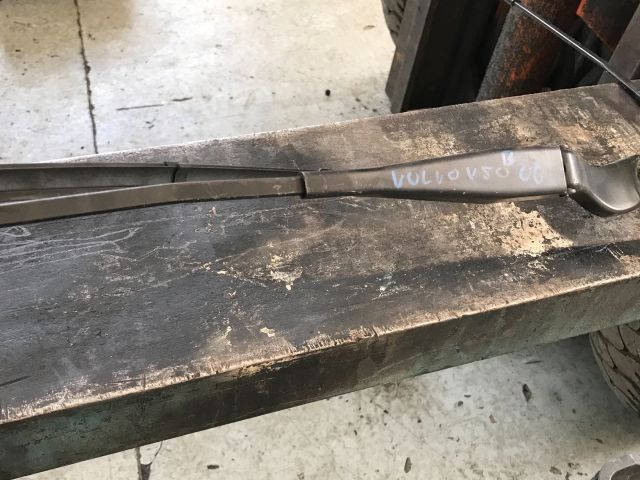 bontott VOLVO V50 Bal első Ablaktörlő Kar