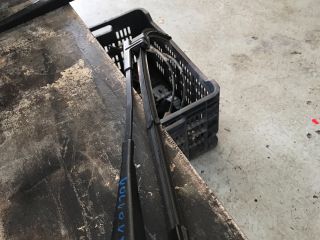 bontott VOLVO V50 Bal első Ablaktörlő Kar