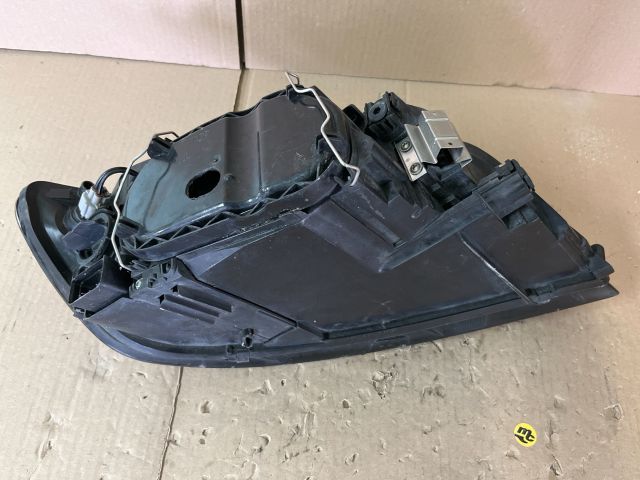 bontott VOLVO V50 Bal Fényszóró