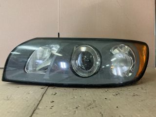 bontott VOLVO V50 Bal Fényszóró