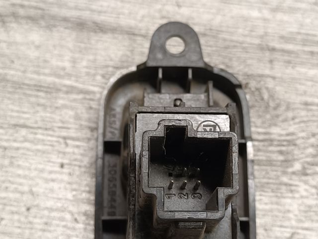 bontott VOLVO V50 Bal hátsó Ablakemelő Kapcsoló