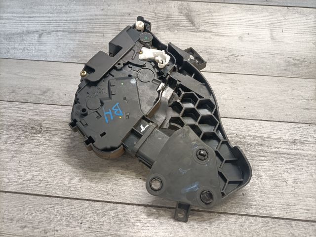 bontott VOLVO V50 Bal hátsó Ajtózár