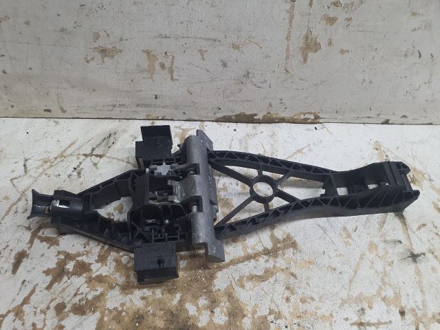 bontott VOLVO V50 Bal hátsó Külső Kilincsfészek