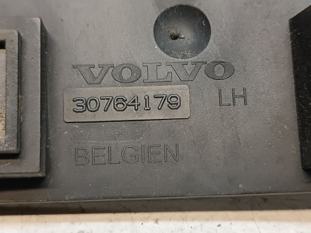 bontott VOLVO V50 Bal hátsó Lökhárító Tartó (Műanyag)