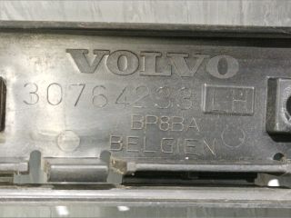 bontott VOLVO V50 Bal hátsó Lökhárító Tartó (Műanyag)