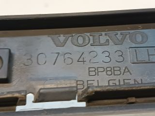 bontott VOLVO V50 Bal hátsó Oldal Lökhárító Tartó (Műanyag)