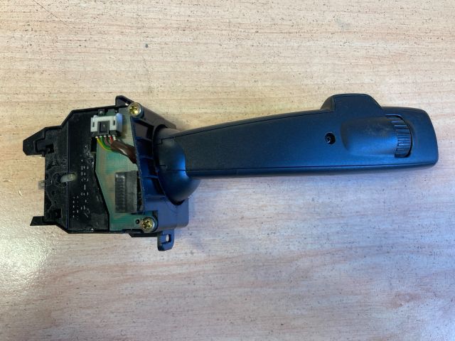 bontott VOLVO V50 Bal Kormánykapcsoló Irányjelző