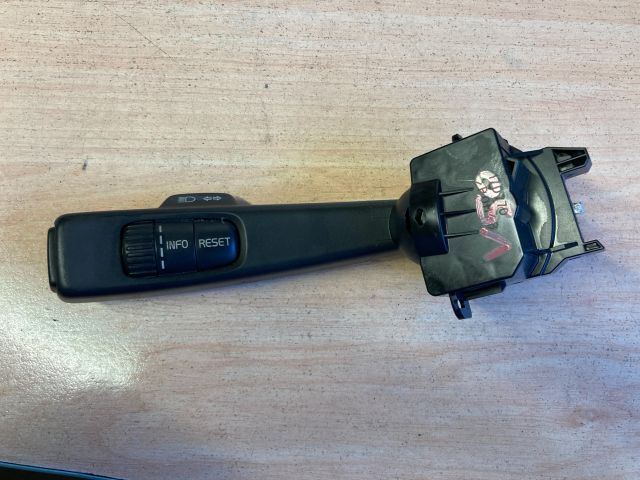 bontott VOLVO V50 Bal Kormánykapcsoló Irányjelző