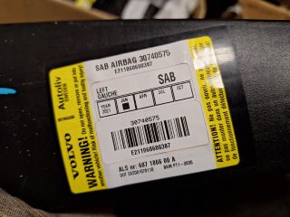 bontott VOLVO V50 Bal Oldallégzsák