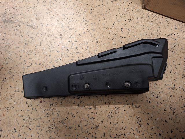 bontott VOLVO V50 Bal Oldallégzsák