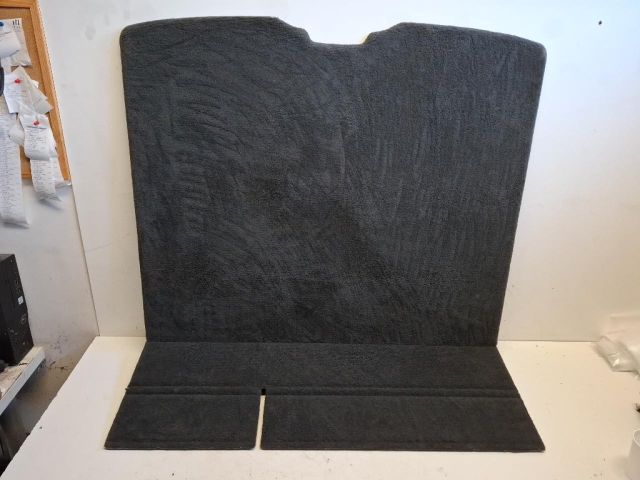 bontott VOLVO V50 Csomagtér Kárpit