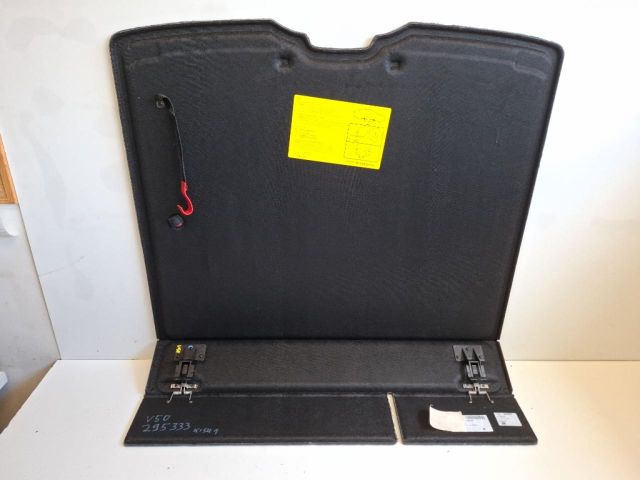 bontott VOLVO V50 Csomagtér Kárpit